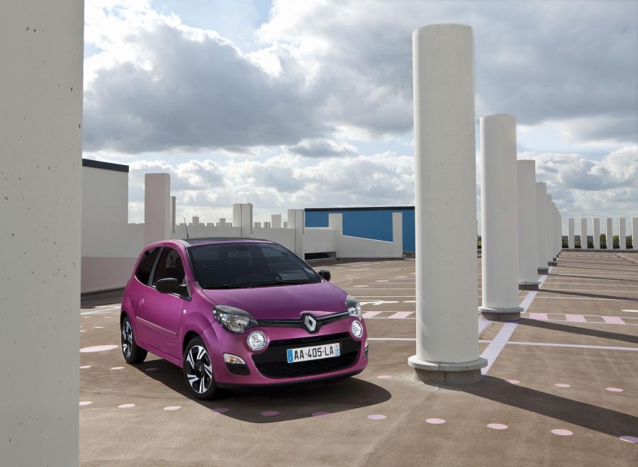  Renault Twingo 2011 года  (фото 16 из 83)